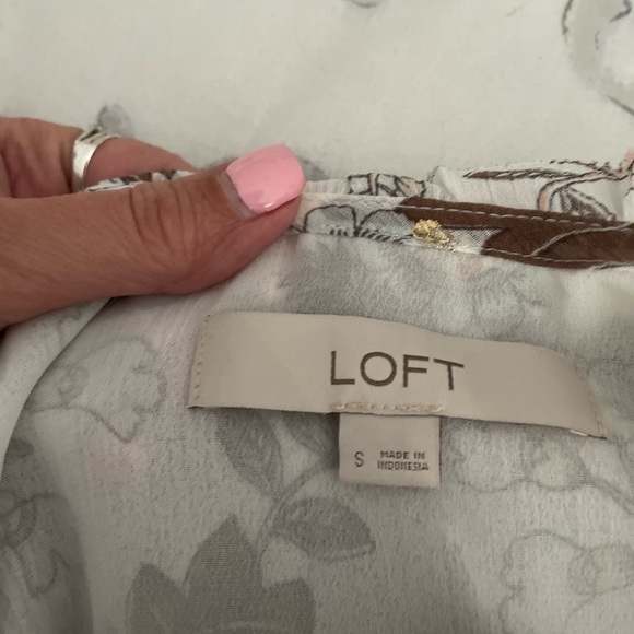 Gorgeous Loft top - Picture 5 of 7